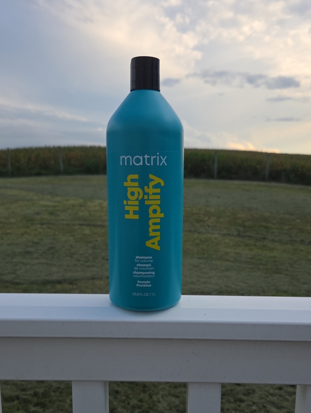 Brand New Matrix High Amplify Volumizing Shampoo 33.8 Oz